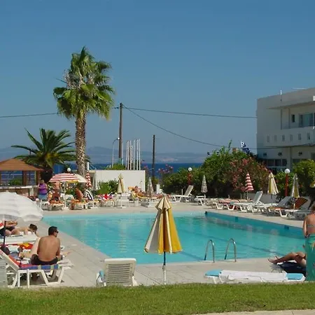 Hotel Niriides 3*