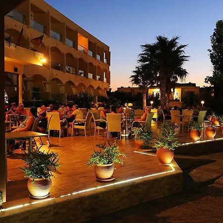 Niriides Beach Hotel & Suites 3* Псалиди