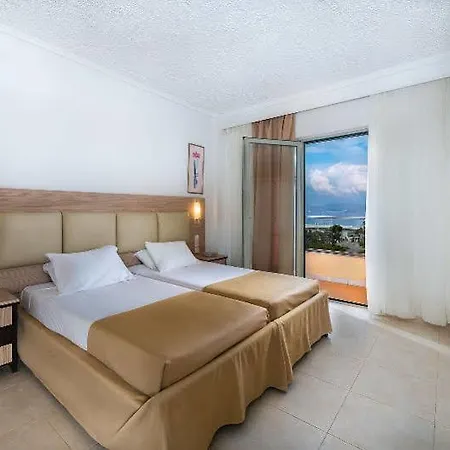 Niriides Beach Hotel & Suites 3* Псалиди